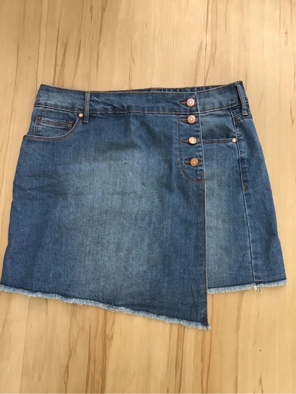 Blue Jean Denim‎ Asymmetrical Wrap Faded Frayed Mini Skirt Sz 9 Military Buttons